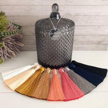 Load image into Gallery viewer, Raindrop Wax Melt Vessel - Grey