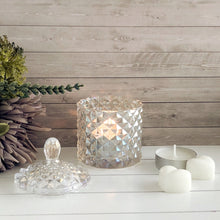 Load image into Gallery viewer, The french chic lid helps to seal in scent and improve wax shelf life, making it the perfect vessel for holding either your tea-light candles