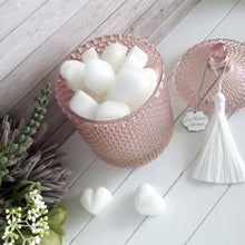 Load image into Gallery viewer, This raindrop patterned wax melt vessel with classic french-top lid adds a touch of elegance to any room. The french chic lid helps to seal in scent and improve wax shelf life, which makes them ideal for holding your wax melts alongside your wax melt burner.