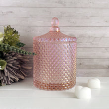 Load image into Gallery viewer, This raindrop patterned wax melt vessel with classic french-top lid adds a touch of elegance to any room. The french chic lid helps to seal in scent and improve wax shelf life, which makes them ideal for holding your wax melts alongside your wax melt burner.