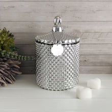 Load image into Gallery viewer, This raindrop patterned wax melt vessel with classic french-top lid adds a touch of elegance to any room. The french chic lid helps to seal in scent and improve wax shelf life, which makes them ideal for holding your wax melts alongside your wax melt burner.